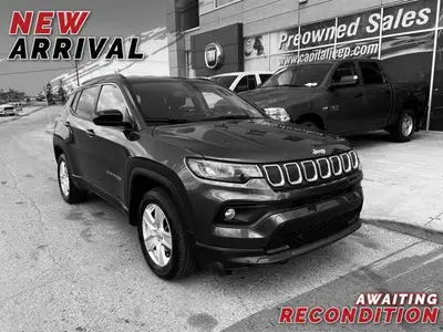 This Jeep Compass has a dependable Regular Unleaded I-4 2.4 L/144 engine powering this Automatic tra...