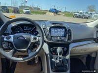 This 2016 Ford Escape SE SUV offers practical everyday utility combined with surprising power. With... (image 9)