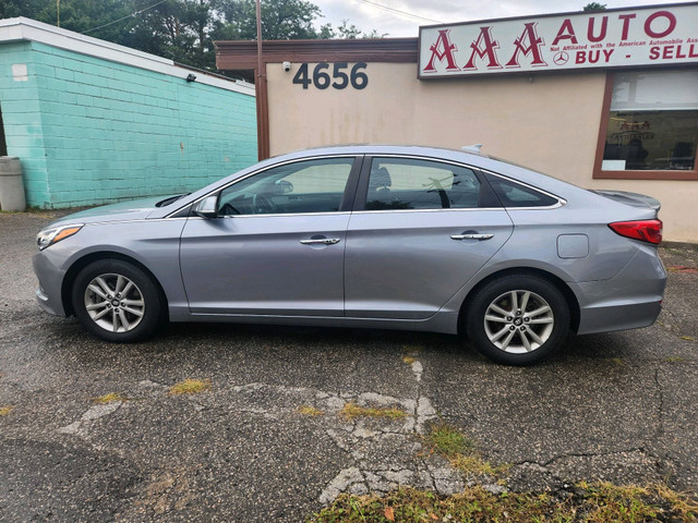 2016 Hyundai Sonata 4dr Sdn 2.4L Auto GLS in Cars & Trucks in Oshawa / Durham Region - Image 2