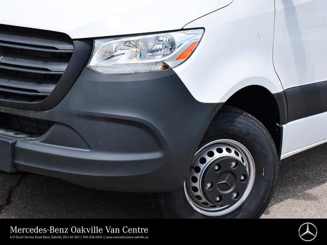 2024 Mercedes-Benz Sprinter Cab Chassis in Cars & Trucks in Oakville / Halton Region - Image 2