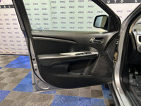 Certified All Wheel Drive Push Start Alloy Wheels Bluetooth Power Windows Air Condition Cruise Contr... (image 8)