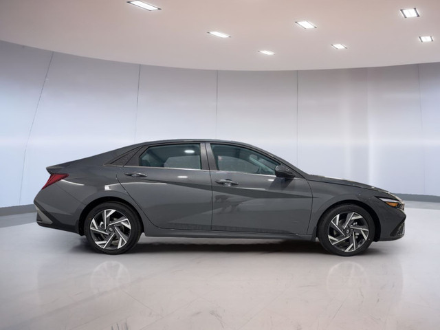 2025 Hyundai Elantra Luxury in Cars & Trucks in Moose Jaw - Image 4