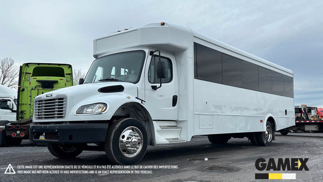 2014 FREIGHTLINER M2 106 AUTOBUS in Heavy Trucks in Moncton