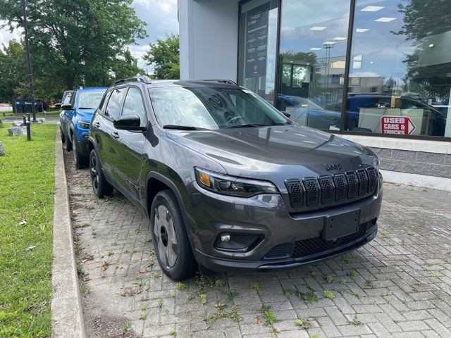 2023 Jeep Cherokee Altitude Lux in Cars & Trucks in City of Toronto - Image 3