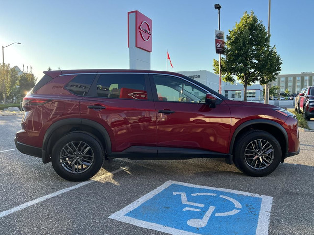 Nissan Rogue S 2024 in Cars & Trucks in Oshawa / Durham Region - Image 3