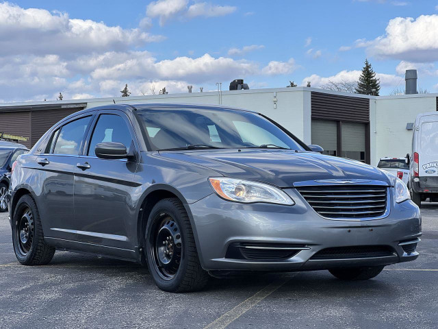 2013 Chrysler 200 LX ONE OWNER | AUTOMATIC | POWER WINDOWS in Cars & Trucks in Kitchener / Waterloo