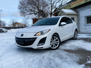 2010 Mazda 3 GT 2.5L leather Sunroof Heated Seats