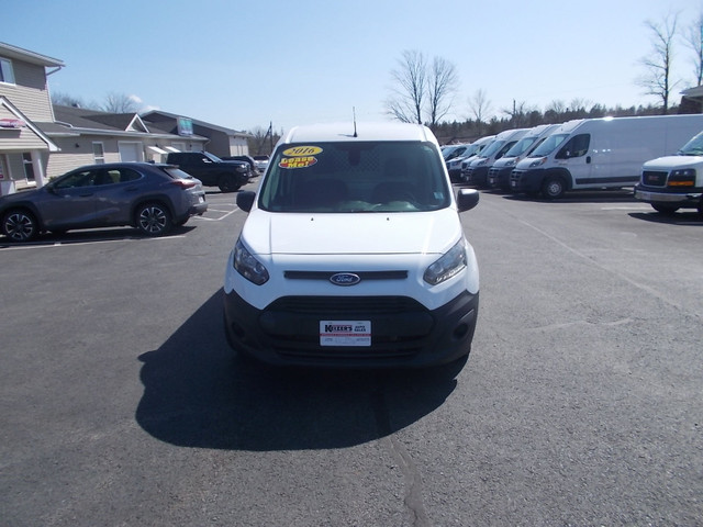 2016 Ford Transit Connect XL in Cars & Trucks in Bedford - Image 3