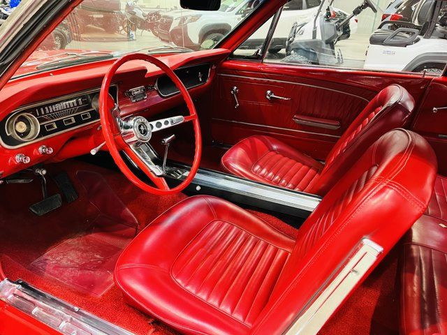 1966 Ford Mustang Convertible in Cars & Trucks in Regina - Image 4