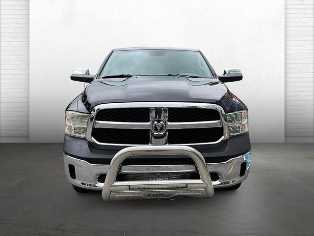 2015 Ram 1500 ST * QUAD CAB * V8 * BOITE DE FIBRE LEER * 6 PASS in Cars & Trucks in Longueuil / South Shore - Image 3