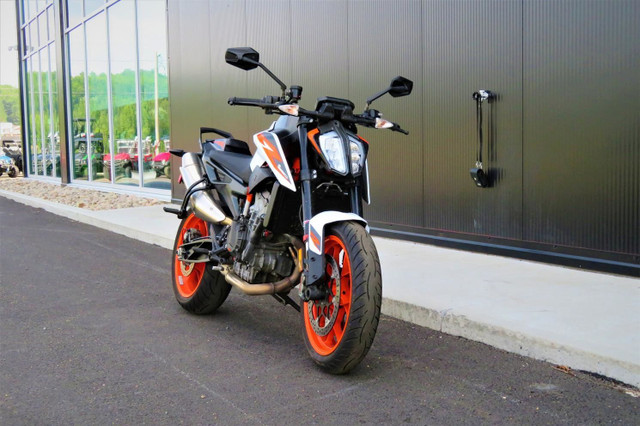 2021 KTM 890 DUKE R in Sport Bikes in Shawinigan