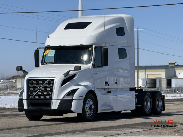 2020 Volvo VNL 760 Sleeper in Heavy Trucks in Calgary