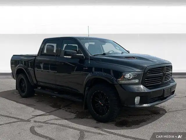 2016 Ram 1500 Sport 5.7L Crew Cab | Alpine Speakers | Sunroof in Cars & Trucks in Winnipeg - Image 8