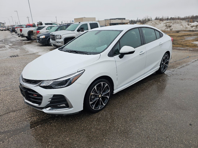 2019 Chevrolet Cruze Premier - Heated Seats in Cars & Trucks in Winnipeg - Image 3