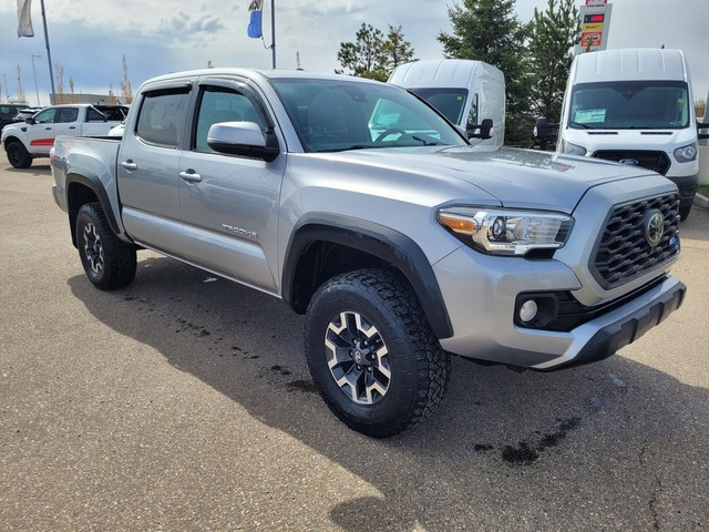 2020 Toyota Tacoma TRD OFF-ROAD | LEATHER | SUNROOF in Cars & Trucks in Strathcona County - Image 3