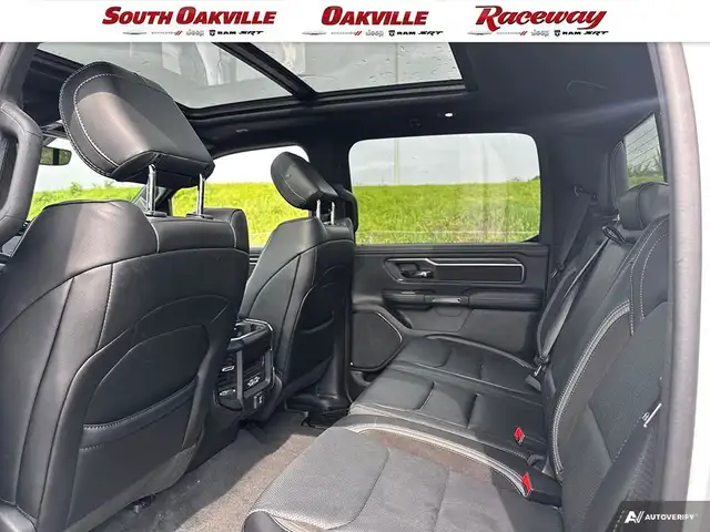 2024 Ram 1500 REBEL NIGHT CREW CAB | CARPLAY | SUNROOF | LOW KMS in Cars & Trucks in Oakville / Halton Region - Image 20