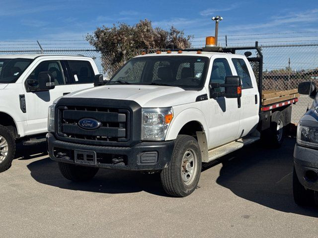 2016 Ford Super Duty F-350 SRW XLT in Cars & Trucks in Calgary