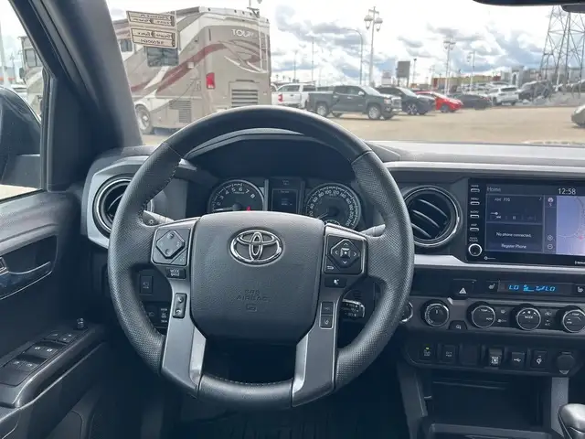 2022 Toyota Tacoma TRD Off Road Premium in Cars & Trucks in Calgary - Image 17