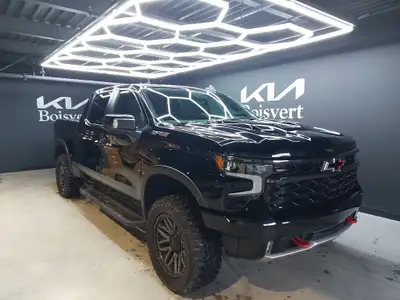 CHEVROLET SILVERADO ZR2 2023 MOTEUR V8 PUISSANT DE 6,2L!!! TRANSMISSION AUTOMATIQUE 10 VITESSES PARF...
