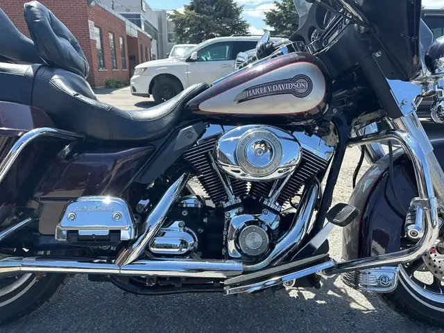 2007 Harley-Davidson Electra Glide Classic ~ ELECTRA GLIDE CLASS in Sport Touring in City of Toronto - Image 11
