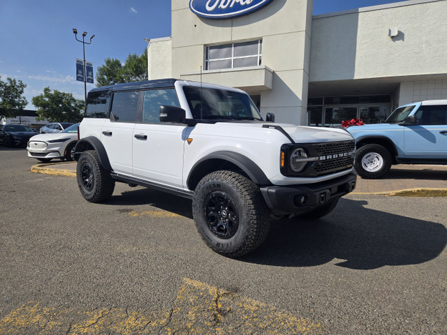 2025 Ford Bronco BADLANDS | MID PKG | SASQUATCH PKG | BLACK APP  in Cars & Trucks in Calgary - Image 3