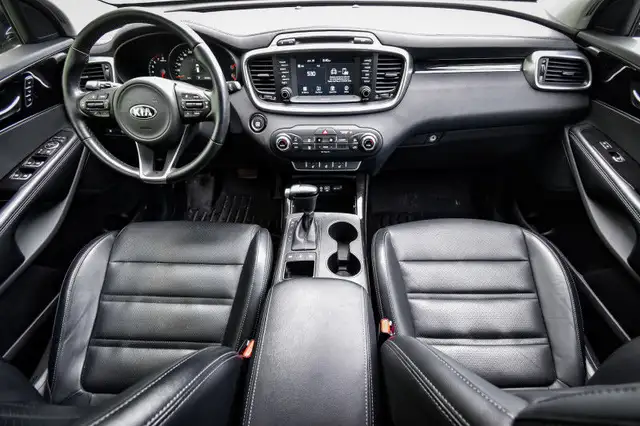 2018 Kia Sorento EX V6 • HEATED LEATHER • PREM. AUDIO • CP/AA dans Autos et camions dans Kingston - Image 19