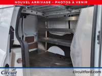 Le Ford Transit Connect XLT 2021 est un fourgon compact offrant un format parfait pour les aménageme... (image 7)