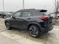 AMVIC Licensed Dealer The 2025 Chevrolet Trailblazer RS in Mosaic Black Metallic is a stylish and sp... (image 4)