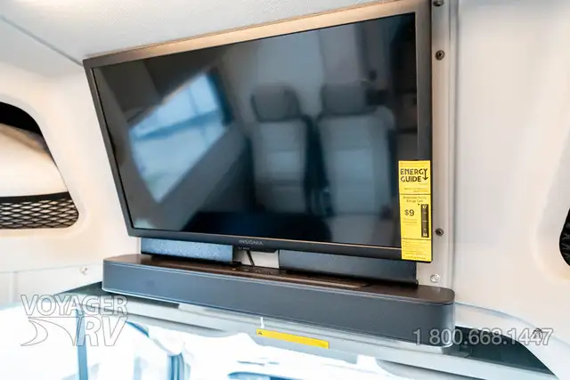 2025 Winnebago Ekko 22A AWD POP-TOP in RVs & Motorhomes in Kelowna - Image 42