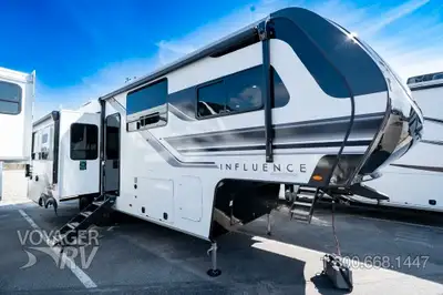Located in Winfield, BC Call or Text 250-766-4607 Voyager RV Centre 1-800-668-1447 Residential Livin...