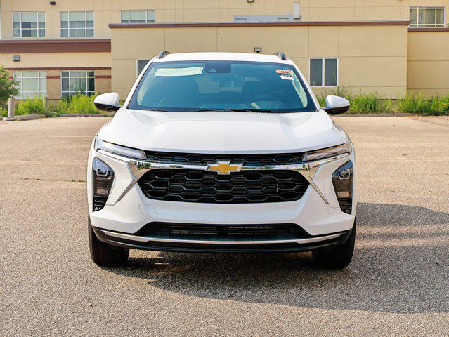 2025 Chevrolet Trax LT in Cars & Trucks in Strathcona County - Image 3