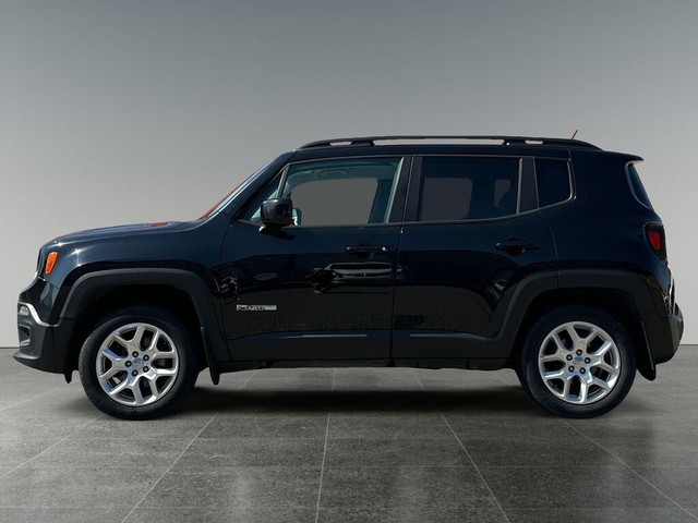 2016 Jeep Renegade 4WD 4dr North in Cars & Trucks in Calgary - Image 2