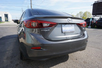 ACCIDENT FREE CERTIFIED Clean Mazda 3 2.5L 4Cyl with 6 Speed Manual Transmission. Black on Black Lea... (image 4)