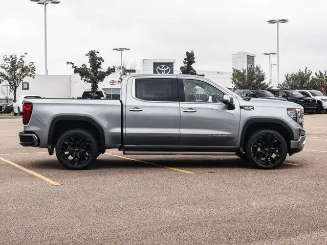 2025 GMC Sierra 1500 Denali in Cars & Trucks in Strathcona County - Image 11