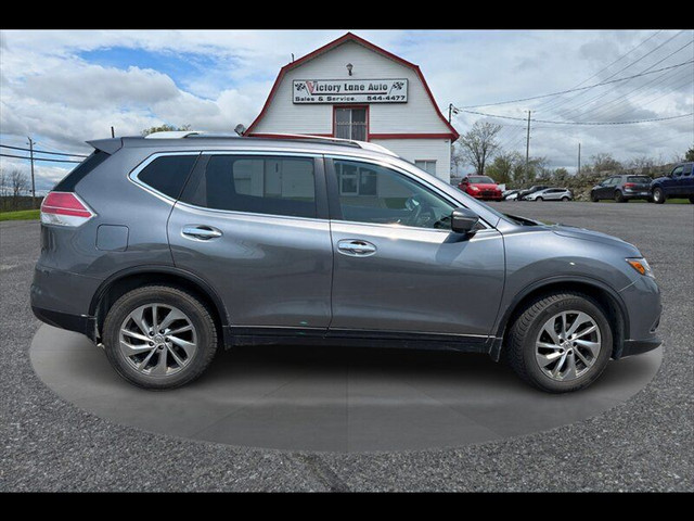 2015 Nissan Rogue SL in Cars & Trucks in Kingston - Image 2