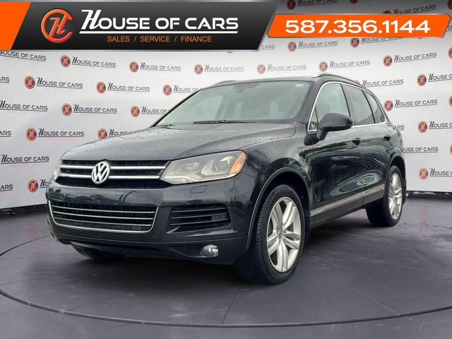 2012 Volkswagen Touareg Exec / ONE OWNER / Panoramic Sunroof / L in Cars & Trucks in Calgary