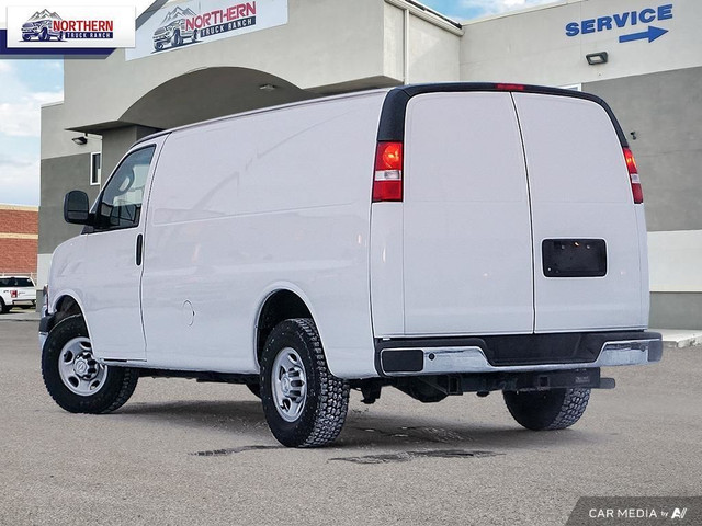2019 Chevrolet Express 2500 Work Van 2019 Chevrolet Express C... in Cars & Trucks in Edmonton - Image 4