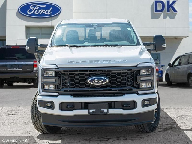 2025 Ford F-350 Super Duty XL in Cars & Trucks in Edmonton - Image 2