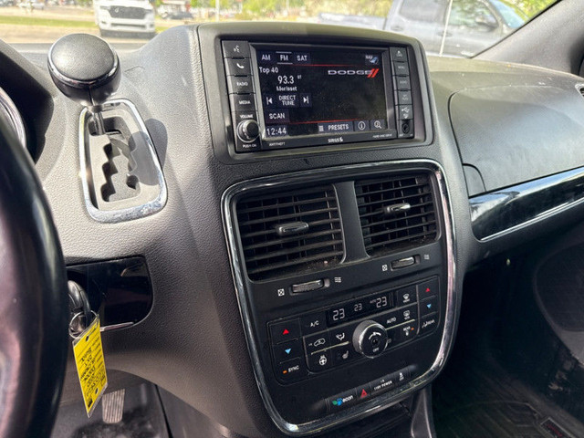 2020 Dodge Grand Caravan Premium Plus Heated Seats, Heated Steer in Cars & Trucks in Lethbridge - Image 2