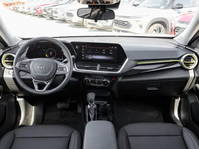 2025 Chevrolet Trax ACTIV in Cars & Trucks in Edmonton - Image 33