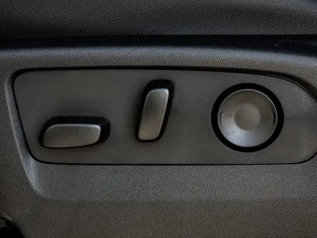 2025 Chevrolet Suburban Z71 in Cars & Trucks in Strathcona County - Image 19