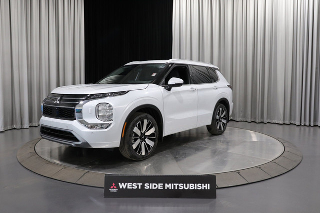 2025 Mitsubishi Outlander GT in Cars & Trucks in Edmonton - Image 3