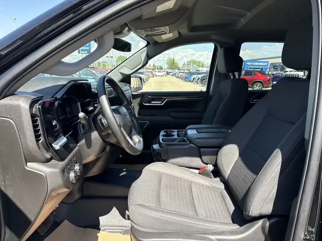 2023 Chevrolet Silverado 1500 RST Z71 OFF-ROAD | LOW KMS | 5.3L  in Cars & Trucks in Edmonton - Image 15