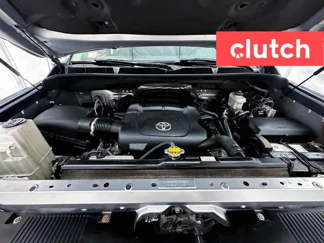 2017 Toyota Tundra SR5 Plus Double Cab 6 1/2 ft 4x4 w/ Nav, Heat in Cars & Trucks in Ottawa - Image 40