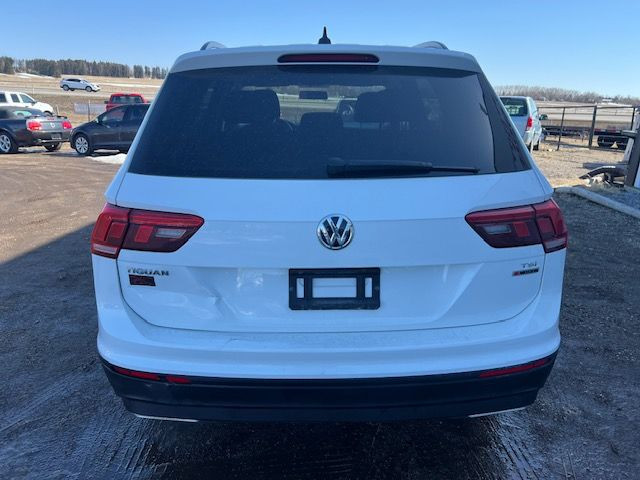 2018 Volkswagen Tiguan Trendline AWD- WARRANTY INC, HEATED SEATS in Cars & Trucks in Red Deer - Image 4