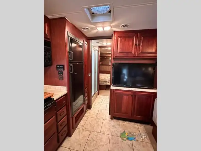 2011 Tiffin Motorhomes Open Road Allegro 32CA 53K Milles Best Pr in RVs & Motorhomes in Moncton - Image 27