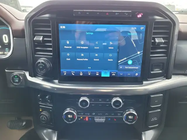 2021 Ford F-150 LARIAT | PANO SUNROOF | LOADED | DIESEL dans Autos et camions dans Comté de Strathcona - Image 18