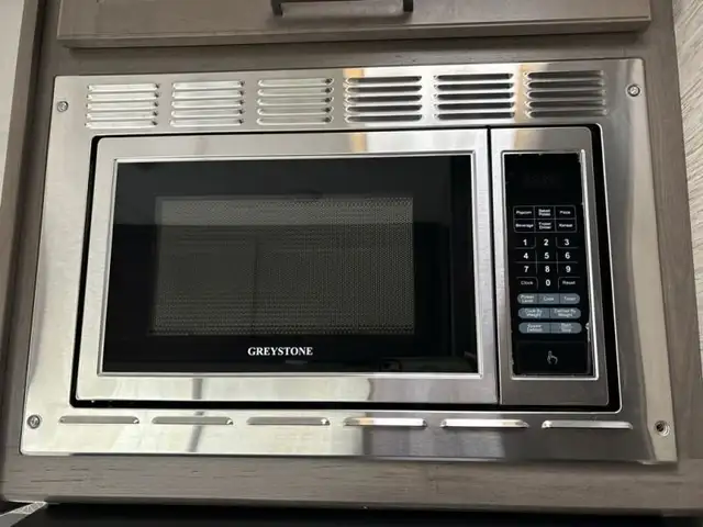 2023 Thor Motor Coach Chateau 22B in RVs & Motorhomes in Red Deer - Image 36