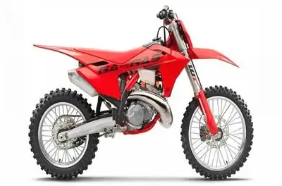 Engine Type: Single-Cylinder Displacement: 17.9 cu. in. (293.2 cc) Bore and Stroke: Bore: 2.83 in. (...