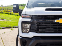 Welcome To Sherwood Park Chevrolet. The #1 Volume Chevrolet Dealer in Canada. This Chevrolet SILVERA... (image 4)